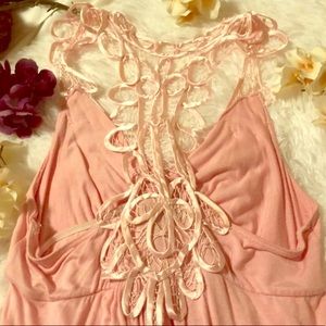 🌸Sexy Soft Halter Style Tank 🌸